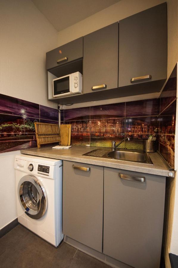 Les Ecrivains Apartment Страсбург Екстериор снимка